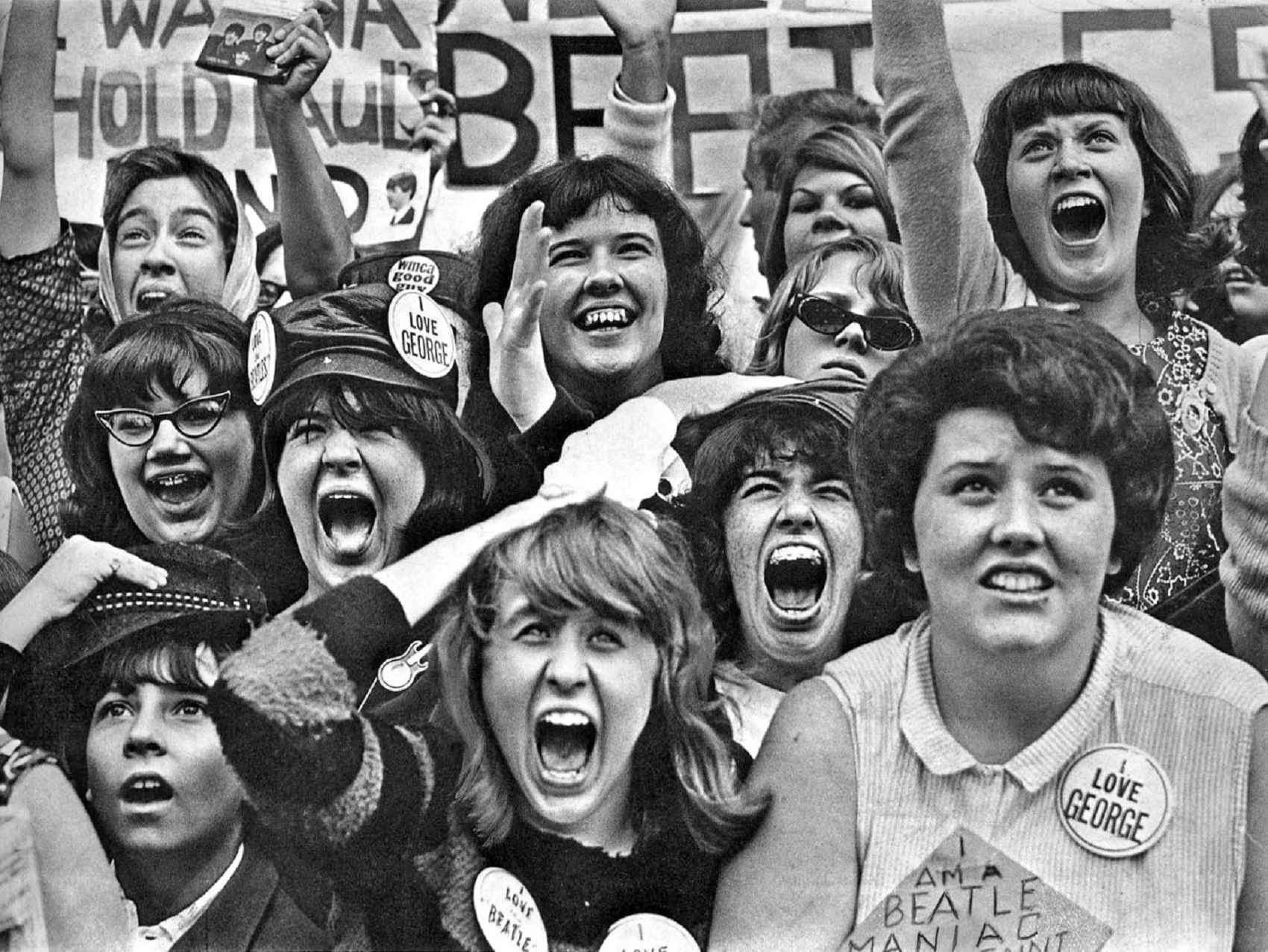 beatles-fans-new-york-vintage