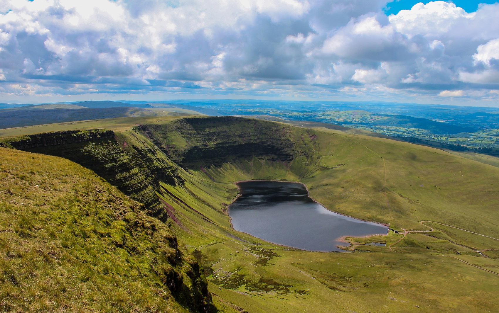 haunted-ponds-wales-wild-swims