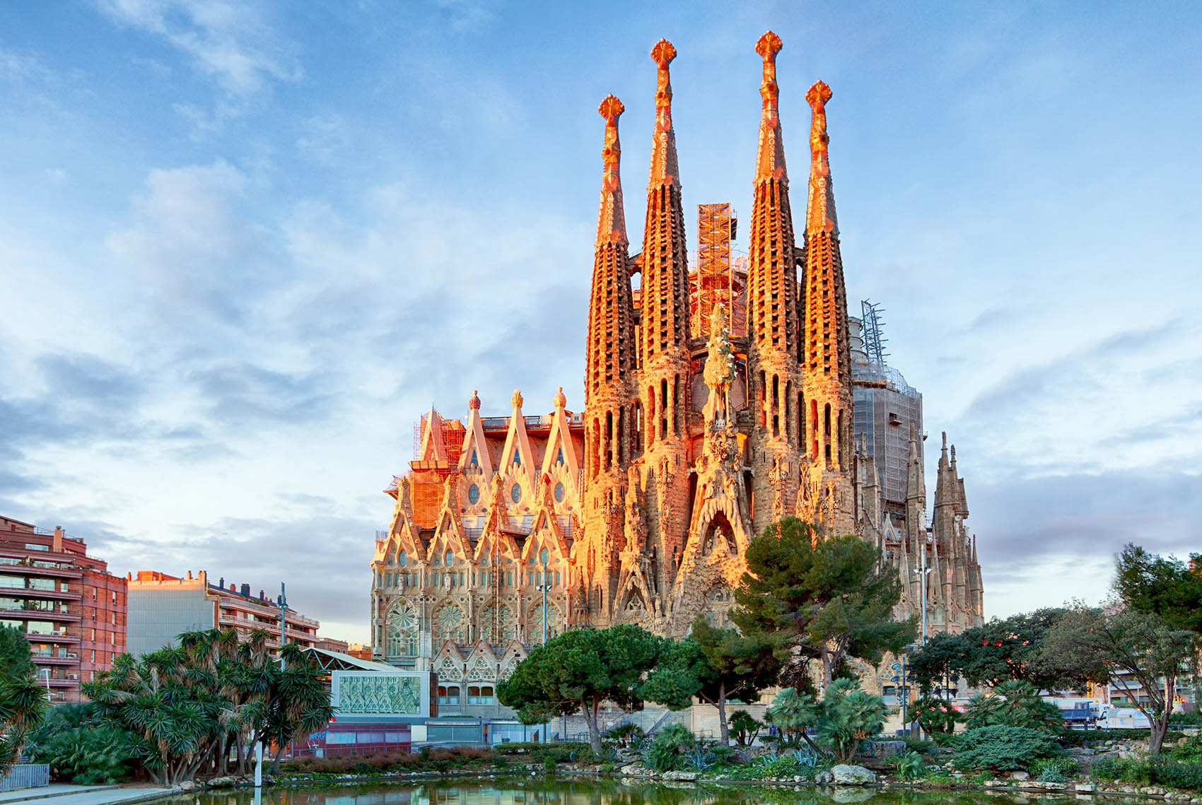 Sagrada-Familia-Barcelona