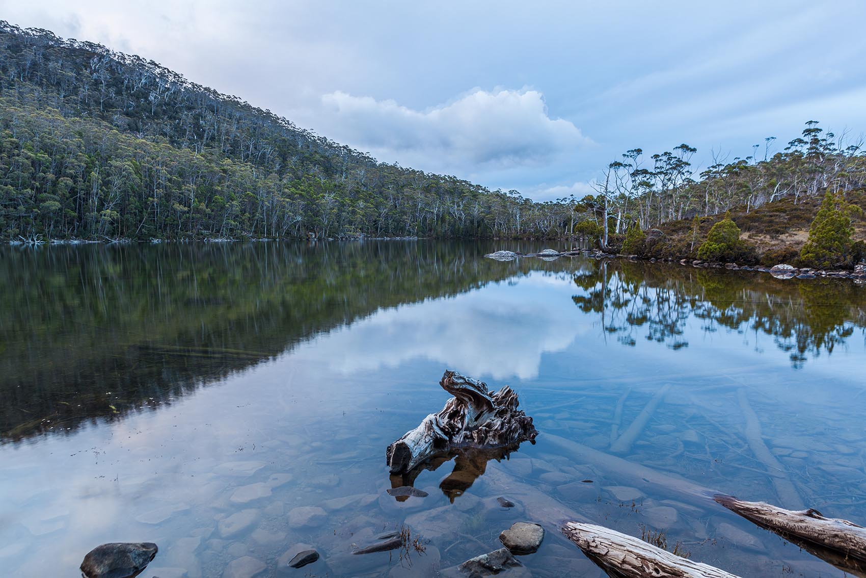 lake-tasmania