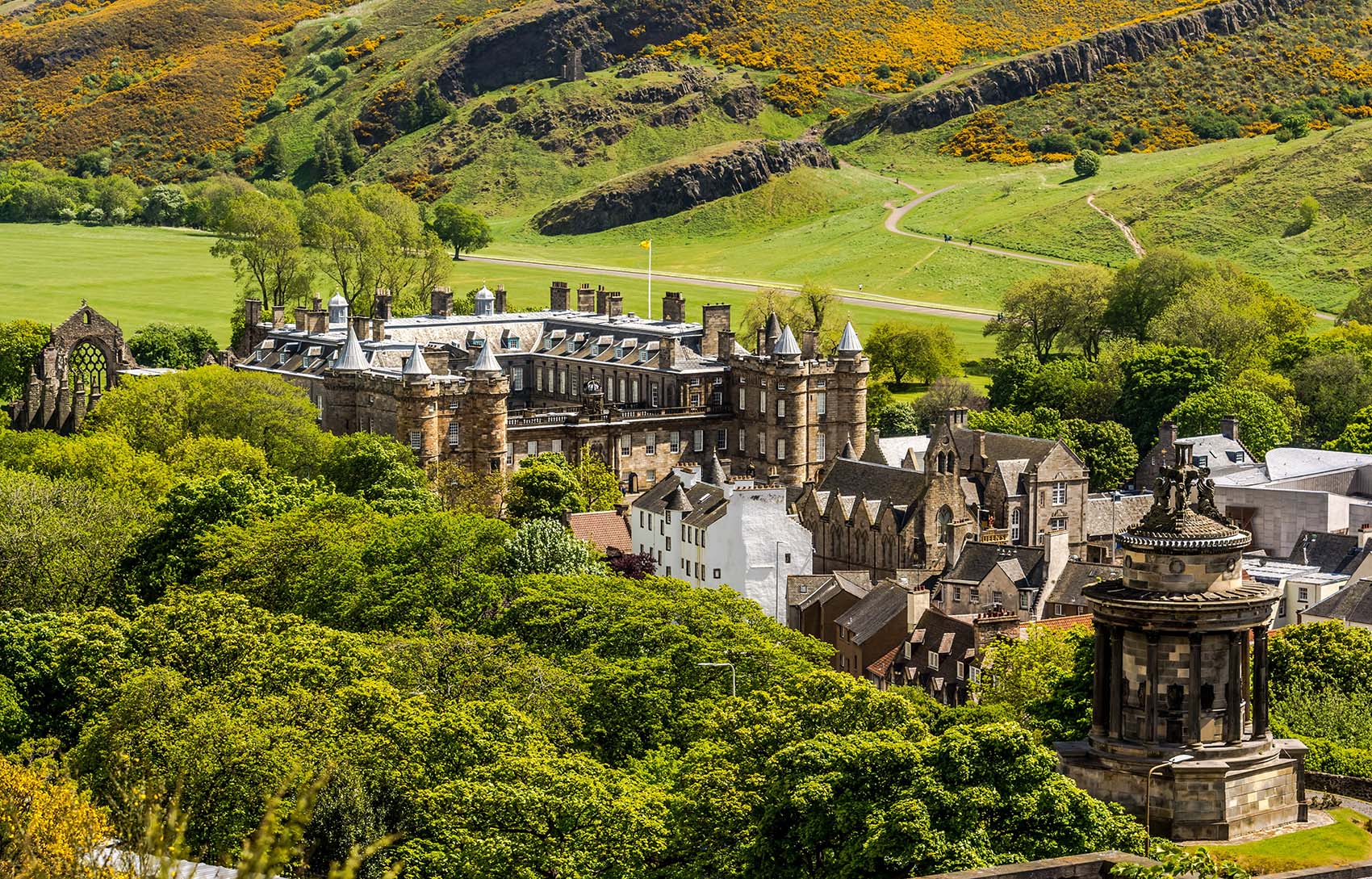 edinburgh-holyrood-palace