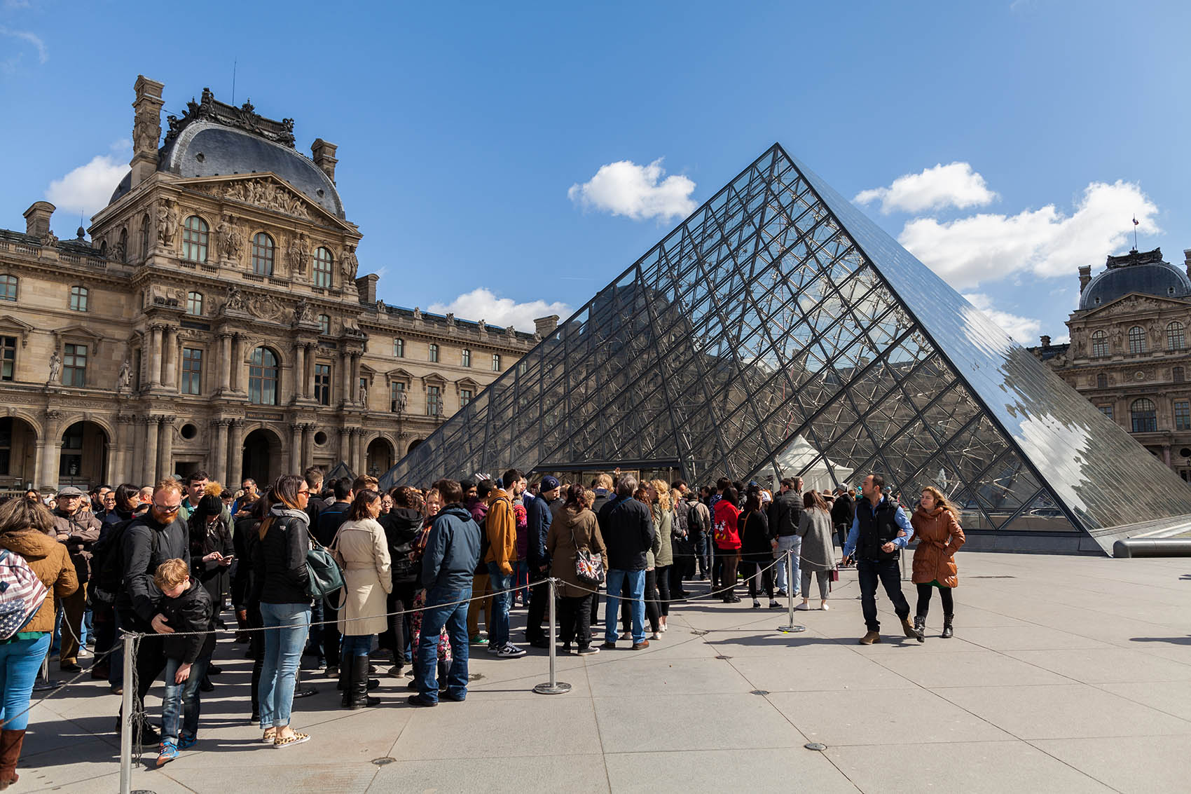 acceso-prioritario-el-louvre-paris-francia