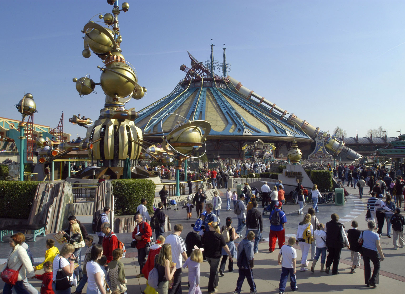 disneyland-paris-ride-space-mountain