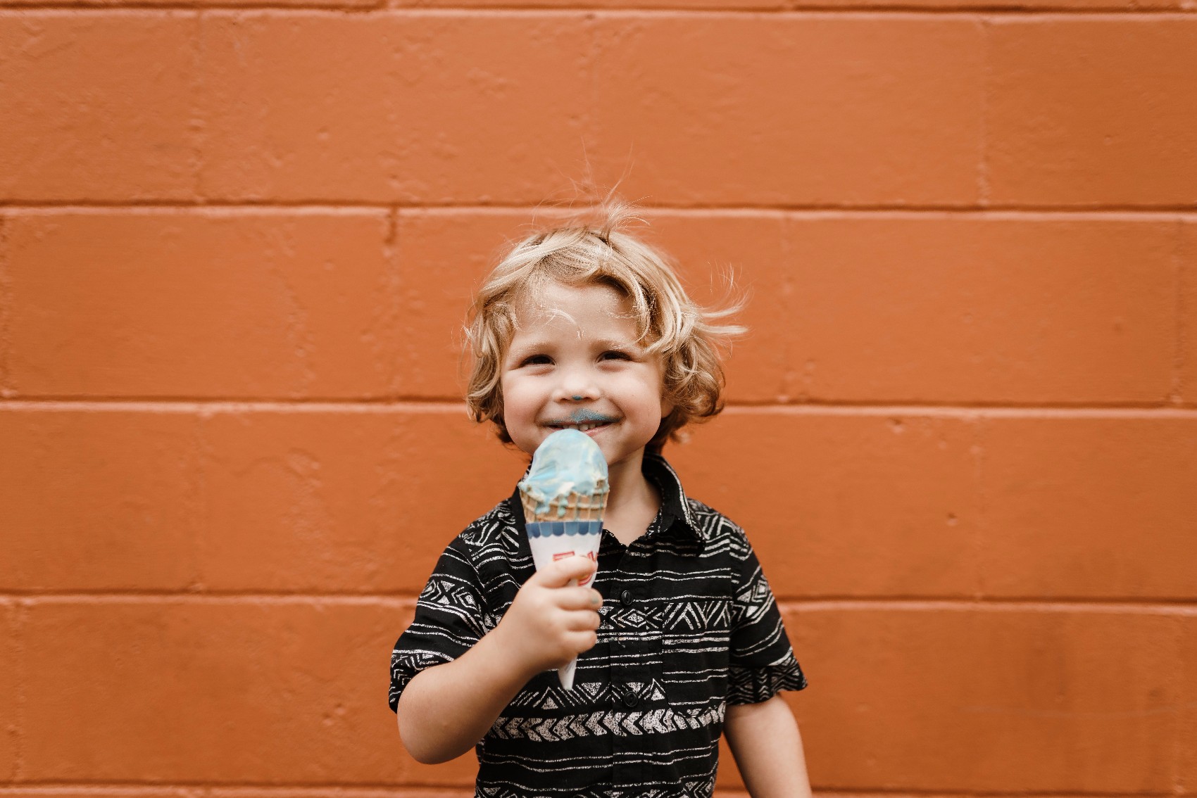 kids eat local food traveller