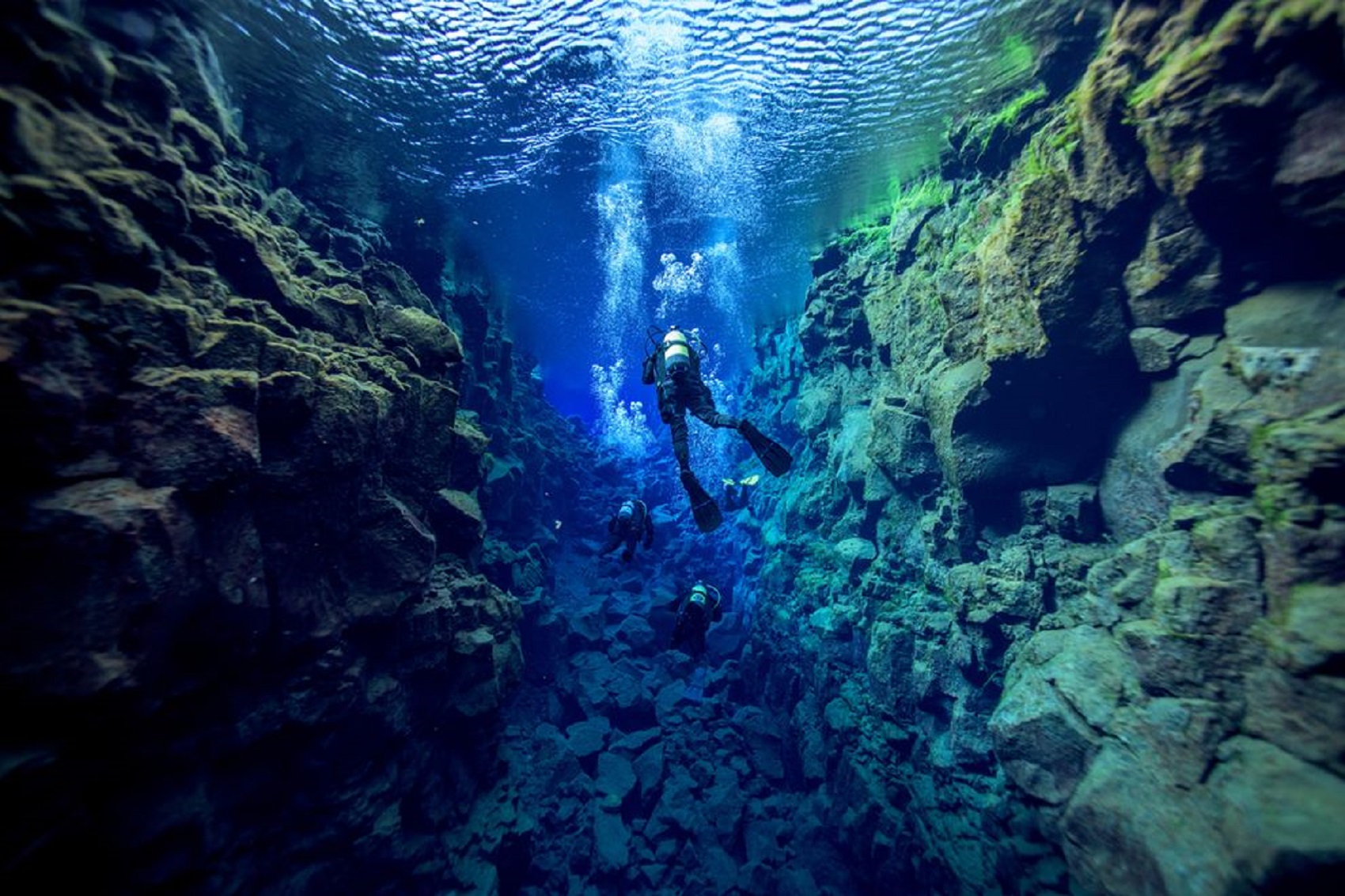 silfra-iceland-dive