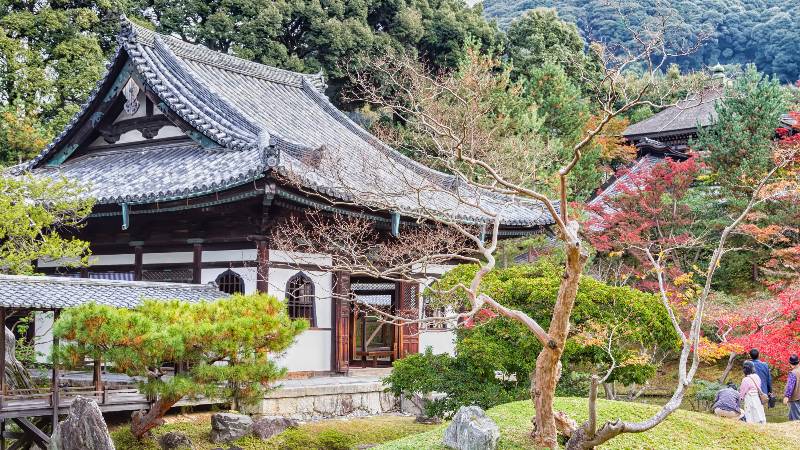 romantic-monuments-kodai-ji temple