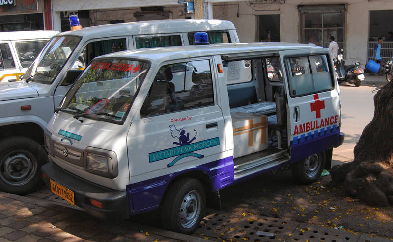 expat-guide-goa-ambulance