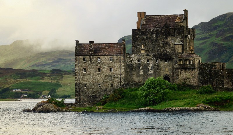 castle scotland travel experience.