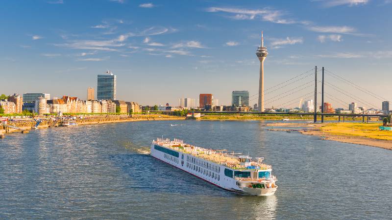 Dusseldorf-Rhine-Boat-Tours-&-Cruises