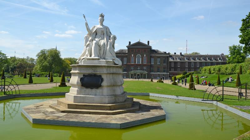 Royal Wedding Kensington Park