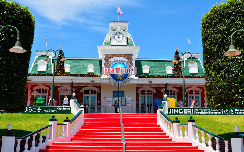 take-fantasy-tour-world's best theme parks-dreamworld