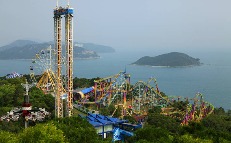 take-a-fantasy-tour-world's best theme parks-ocean-park