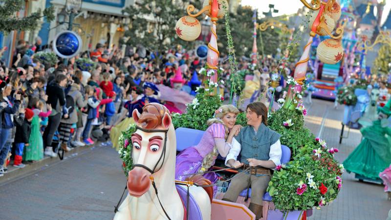 Paris-Disneyland-parades