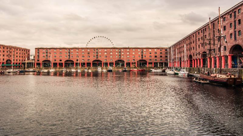 Liverpool albert-docks