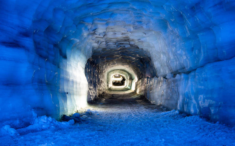 top 5 caves to visit-vacation-langjokull-ice-caves