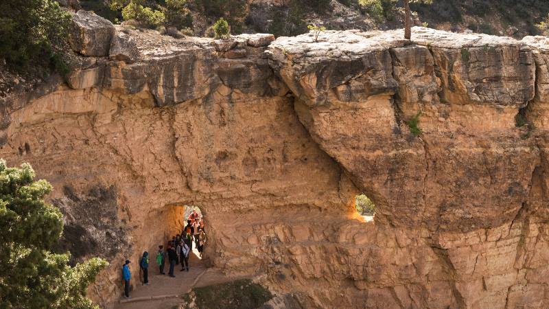  The-Grand Canyon-Angel-Bright-Trail