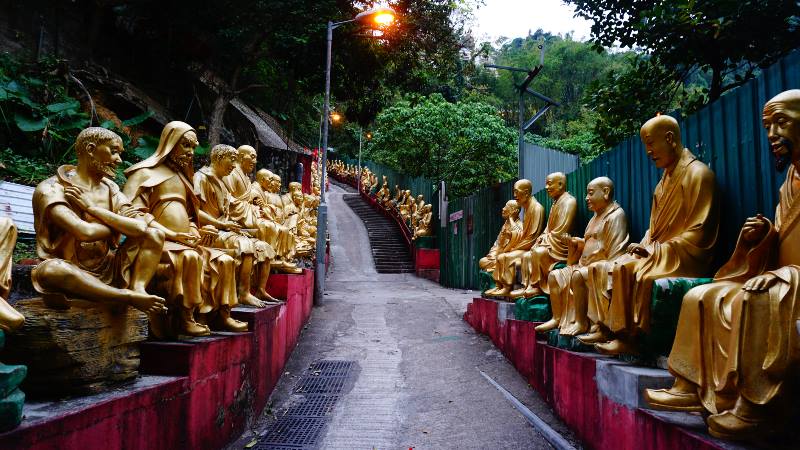 Hong Kong Ten thousand buddhas