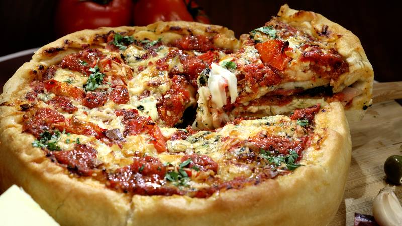 Chicago-Windy-City-deep-dish-pizza