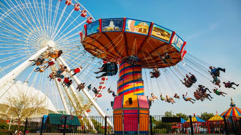 Chicago-Windy-City-Naval-Pier