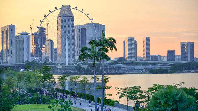 Garden-by-the-Bay-Singapore-flyer