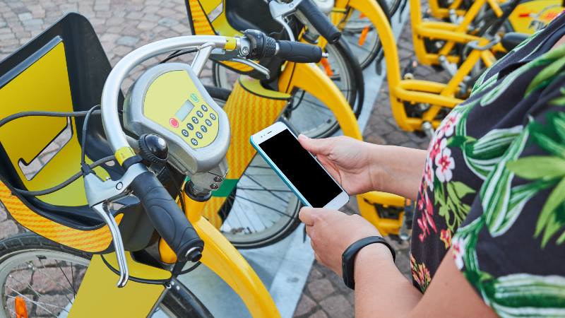 Helsinki-city-bikes