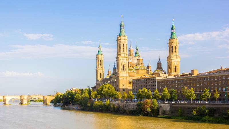 Nuestra-Señora-del-Pilar-Basilica