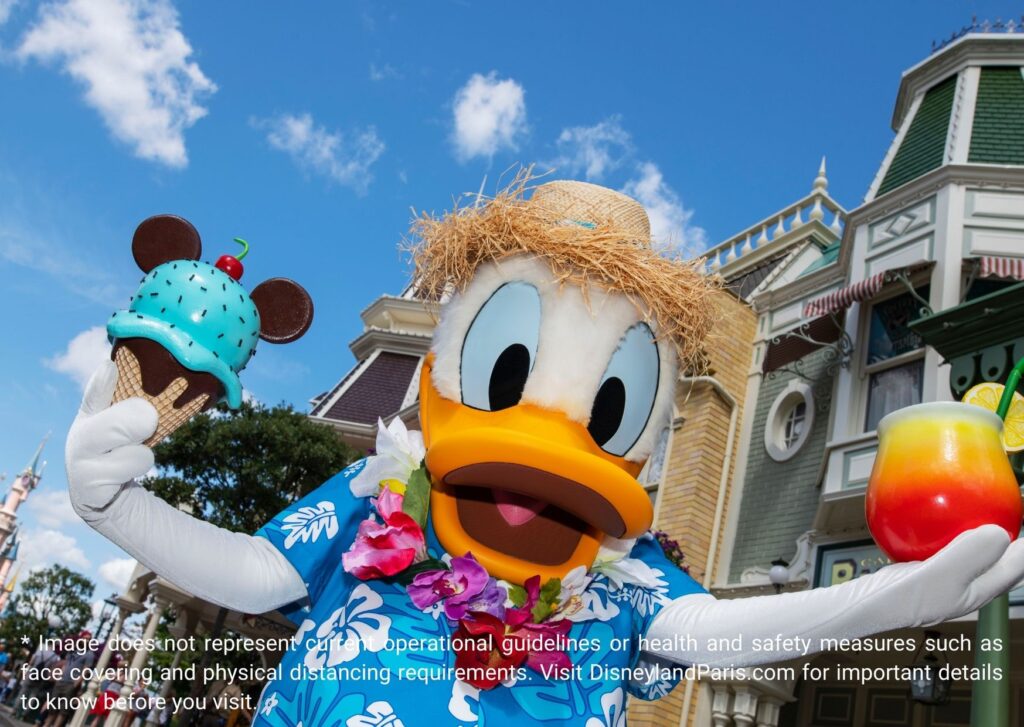 Donal Duck in Disneyland Paris