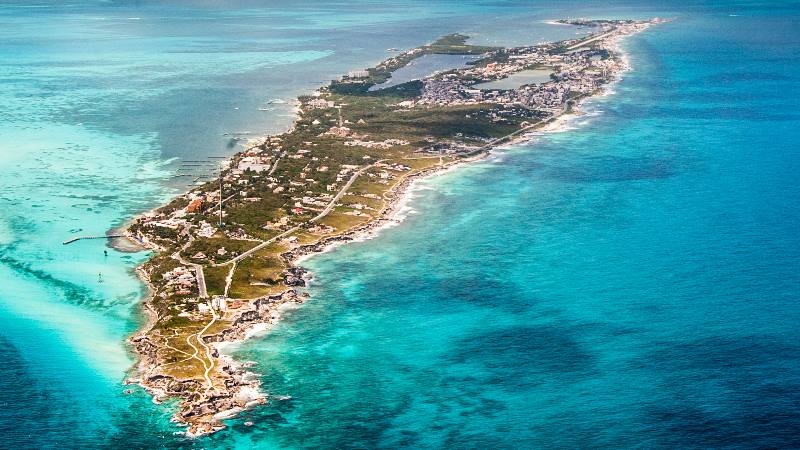 Ariel-view-of-Isla-Mujeres-off-Cancun