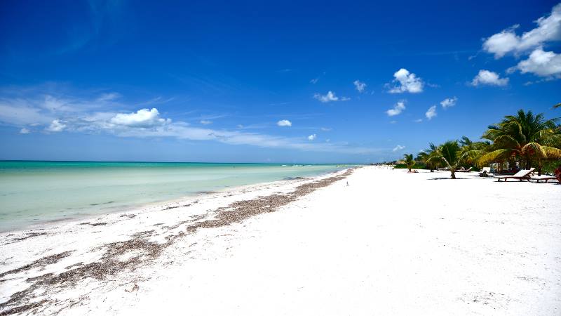 White-beaches-of-Holbox-near-Cancun