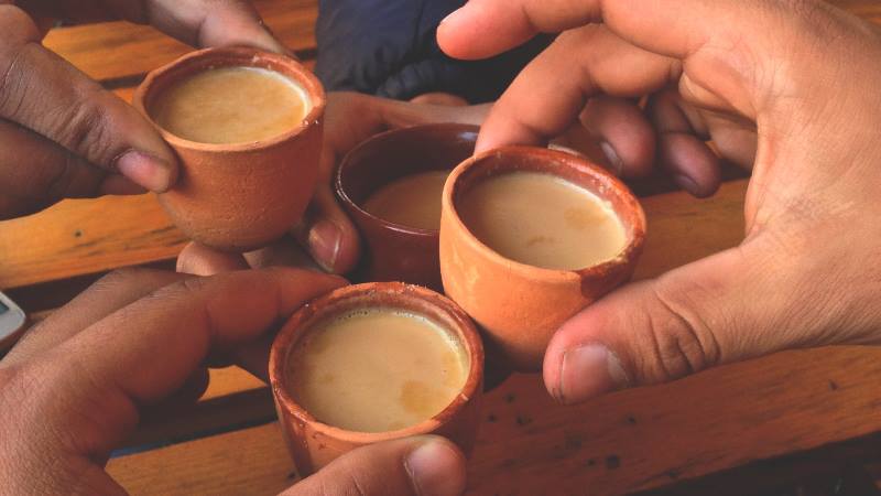 Small-clay-pots-of-tea-in-Kathmandu