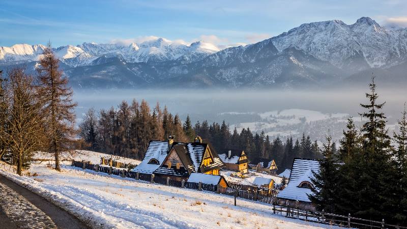 View-of-the-mountains-in-Zakopane-Poland-for-Winter