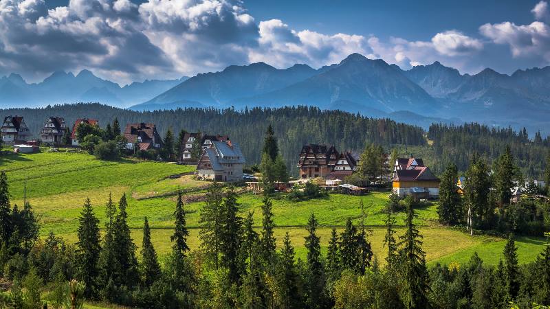 View-of-hills-over-Bukowina-Tatrzańska-Poland-for-Winter