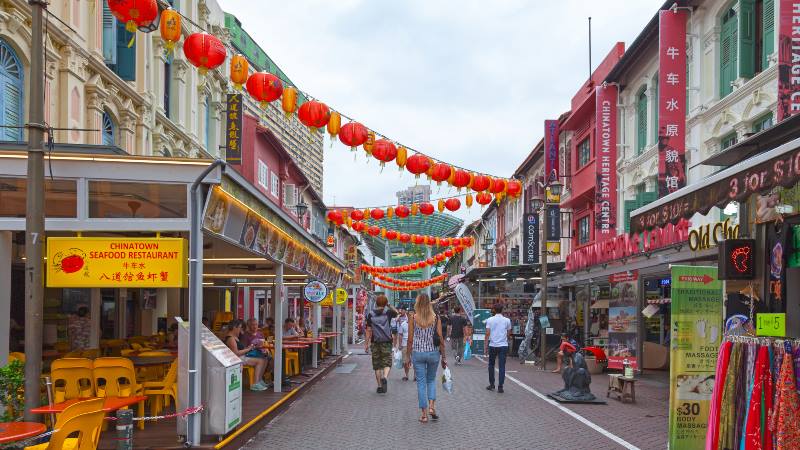 Pagoda-Street-opposite-the-MRT-Station-few-days-before-the-Lantern-Festival-Chinese-New-Year