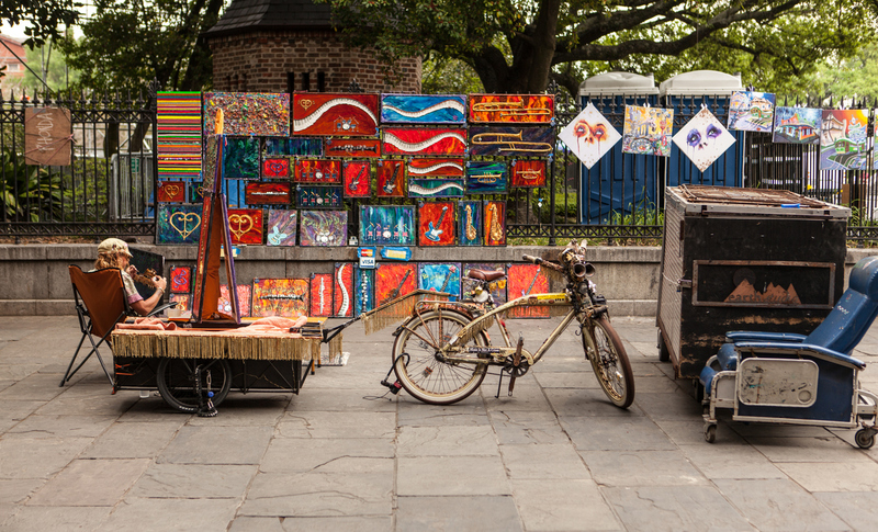 touring new orleans on a budget-peruse-art-galleries