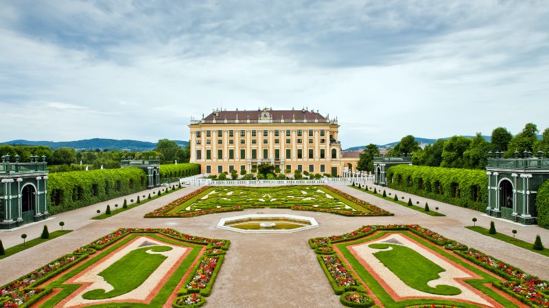 Schonbrunn Palace in Vienna